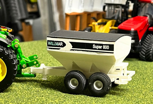 WILLMAR Super 800 Fertilizer Spreader